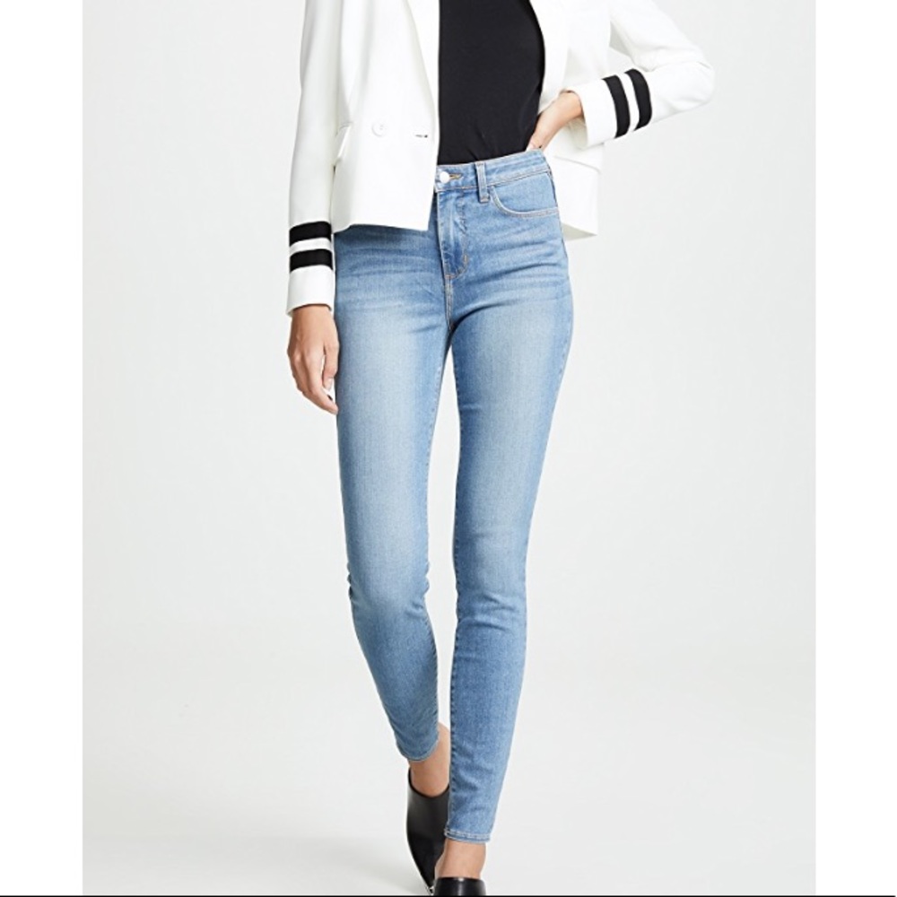 L’Agence Marguerite Jean (Seafoam)